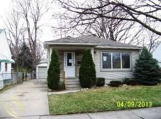 1985 Regina Ave, Lincoln Park, MI 48146