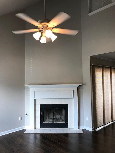 1st image of 132 Grove Park Ln
