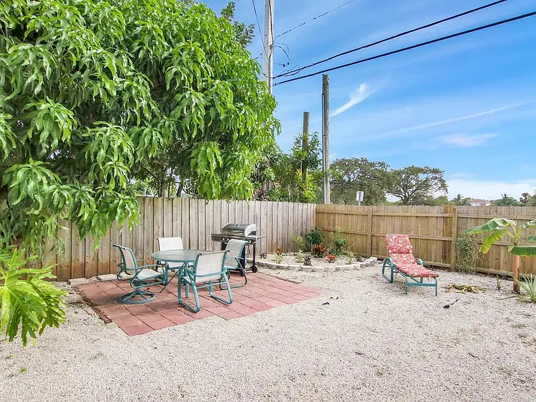 19185 SE Homewood Ave — Photo 19