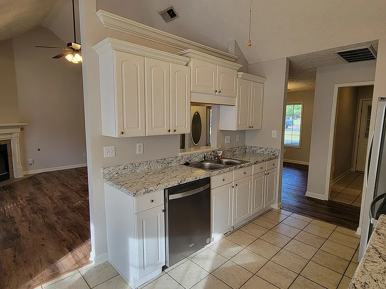 441 Gettysburg Dr — Photo 8