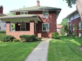 23 Broadway Pl, Normal, IL 61761