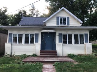 108 N Harrison St, Atwood, IN 46502