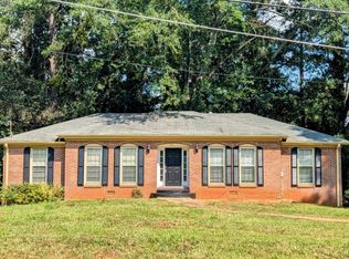 577 Doyal Mills Ct, Stone Mountain, GA 30083