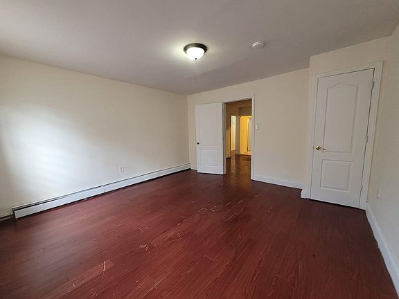 5th image of 3553 Carlisle Pl Floor 3