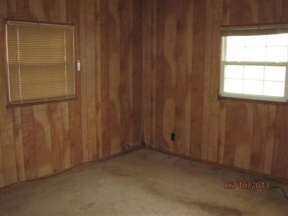 4th image of 3859 Gregus Ave