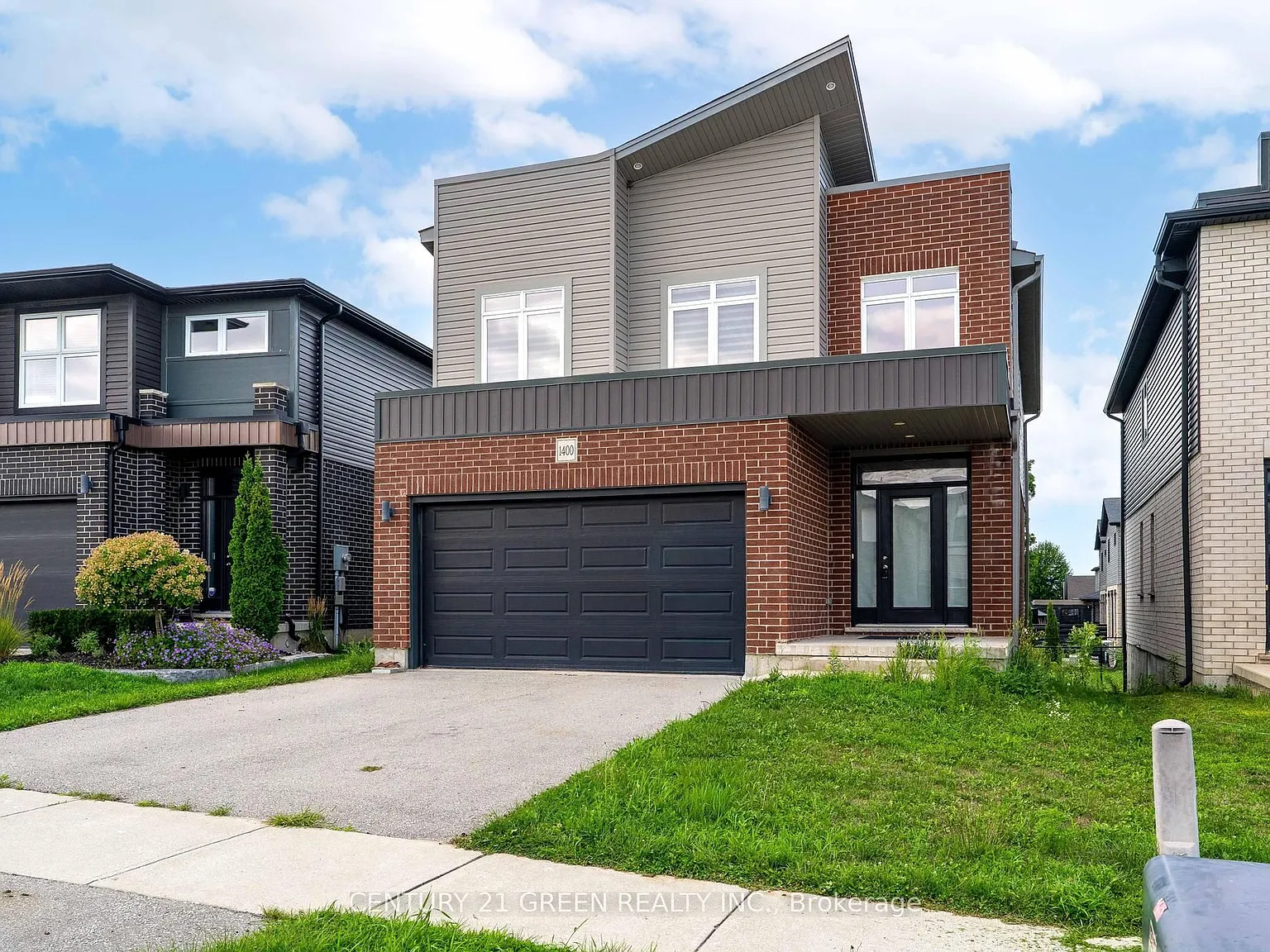 4 bed, $2,800 — Photo 2