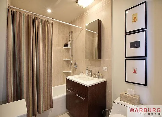 Sold by Warburg | media 4