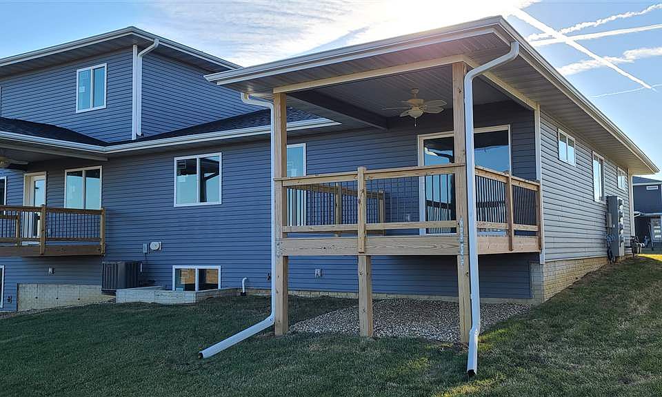 2nd image of 1209 Loren Dr