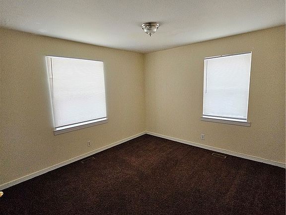 5th image of 1425 Greystone Ave