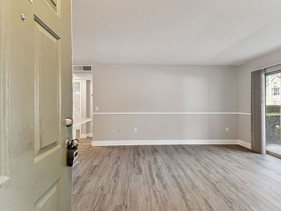 3rd image of 9481 Highland Oak Dr Unit 303