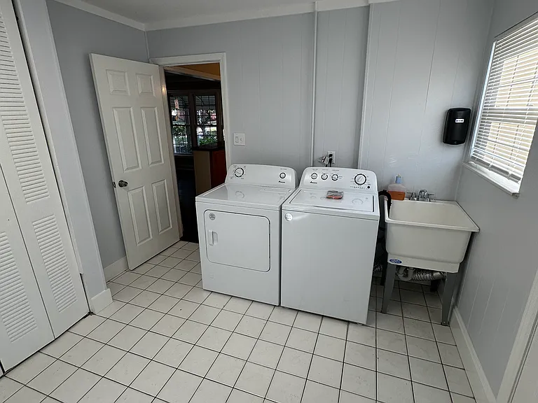 7928 Birch St — Photo 24