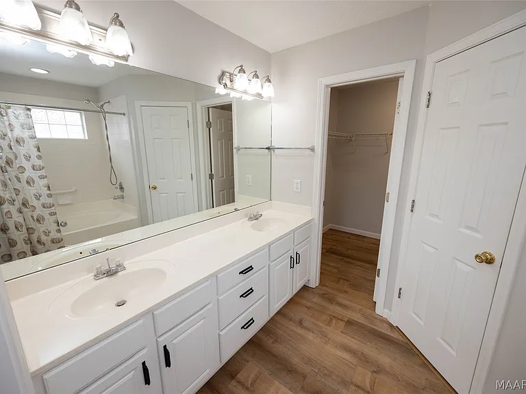 8824 Stoneridge Pl — Photo 12