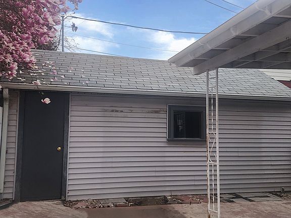 3rd image of 627 NW 9th St