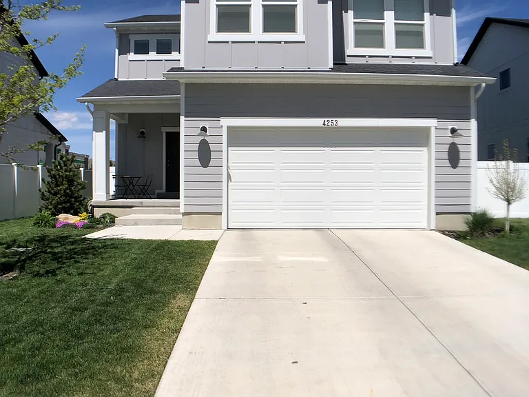 4253 E Willow Oak Way — Photo 2