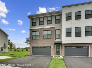 48 Kelly Way, Tinton Falls, NJ 07724