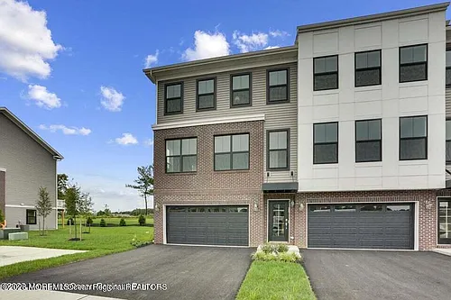 48 Kelly Way Photo 1