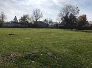 308 E Center St, Bourbon, IN 46504