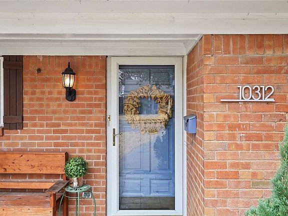4th image of 10312 Vistadale Dr
