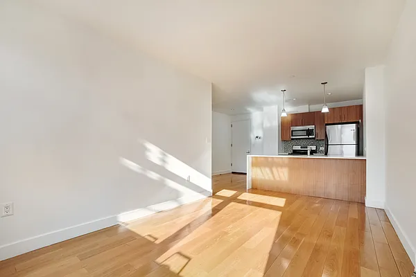 Rented by Bond New York | media 1