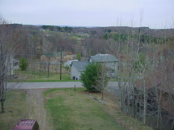 5th image of 981 Brentwood Dr