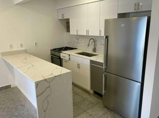 148 E Broadway #5A, New York, NY 10002