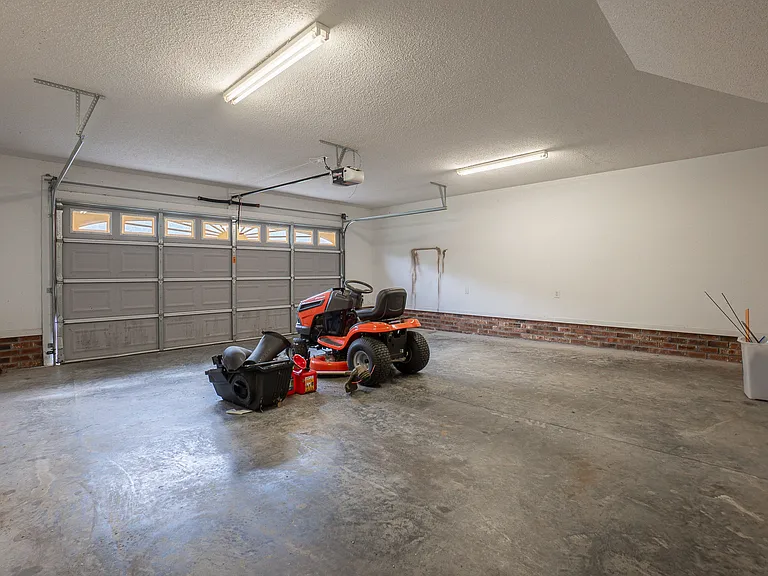 1830 Barnwell Dr — Photo 18