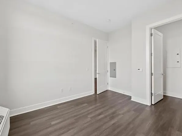 121 34th Street image 204 of 213