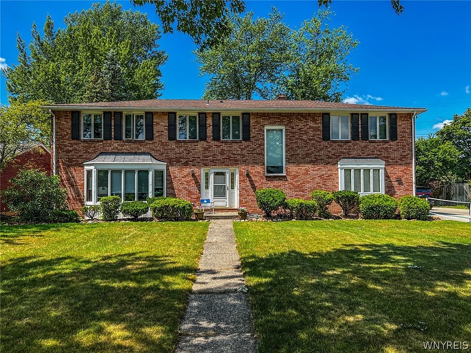 1st image of 266 Troy Del Way