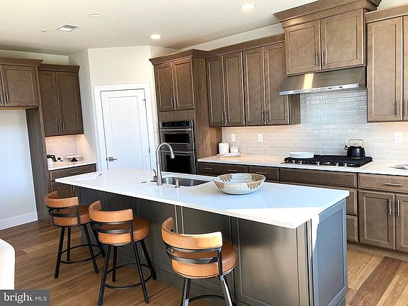 5th image of 25 Mill Creek Dr #13