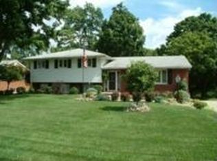 2326 Adams Rd, Cincinnati, OH 45231