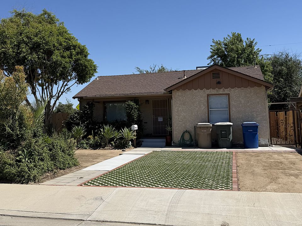 1st image of 901 Castaic Ave