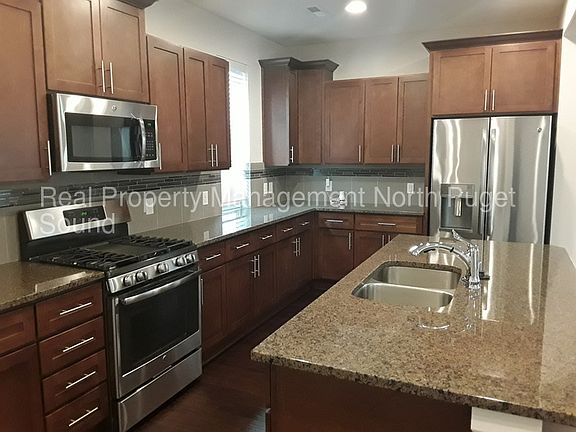 5th image of 4309 29th Dr SE