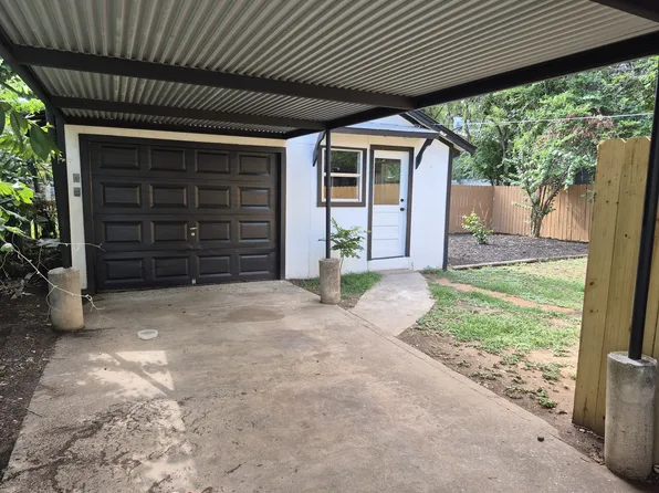 608 Springdale Rd #B, Austin, TX 78702