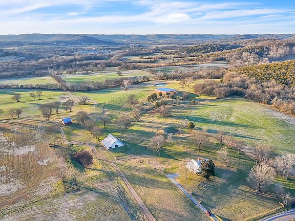 4th image of 3138 Richmond Rd