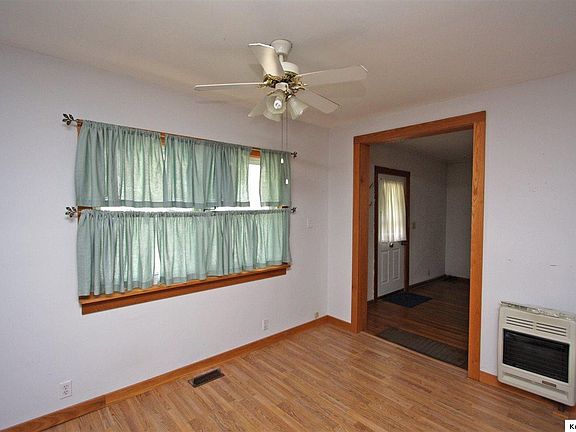 5th image of 300 S Harrison St