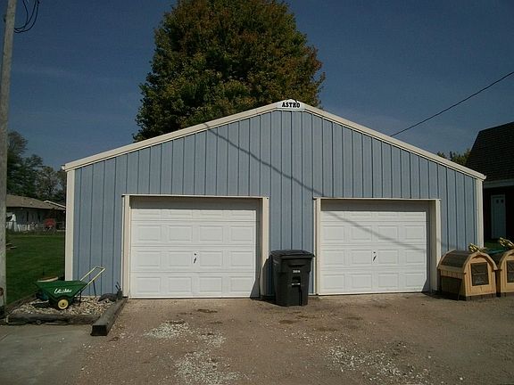 4th image of 600 N Denison Ave