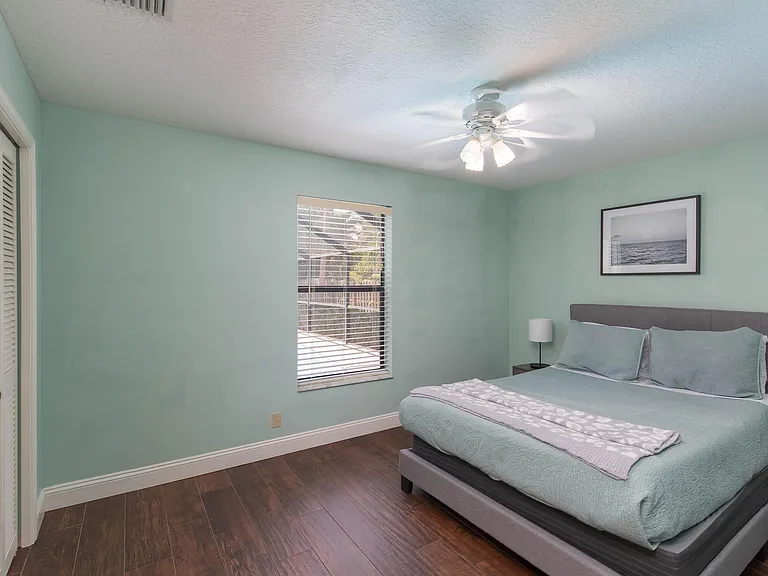 1123 Northumberland Ct — Photo 21