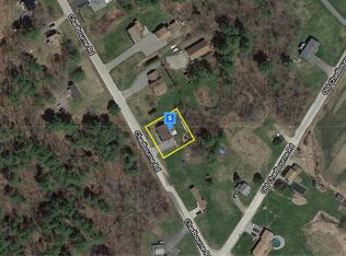 38 Chadbourne Rd, Lewiston, ME 04240