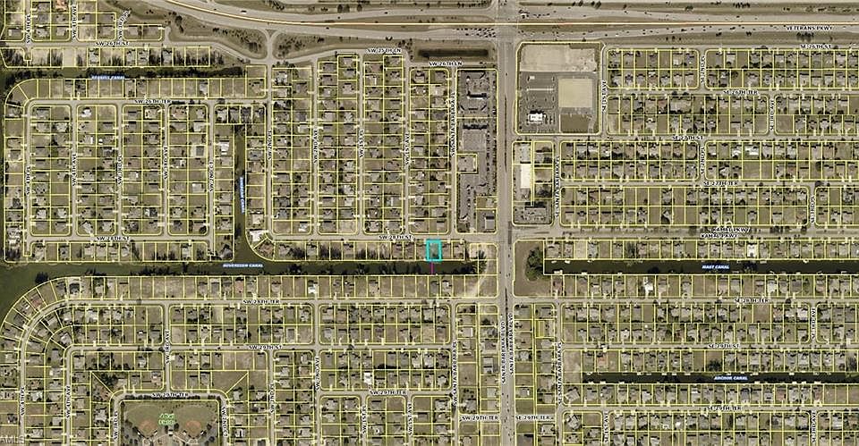 2nd image of 120 SW 28th St