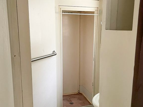 3rd image of 1304 3rd Ave SE #6