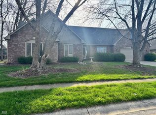 631 Hamlet Dr, Avon, IN