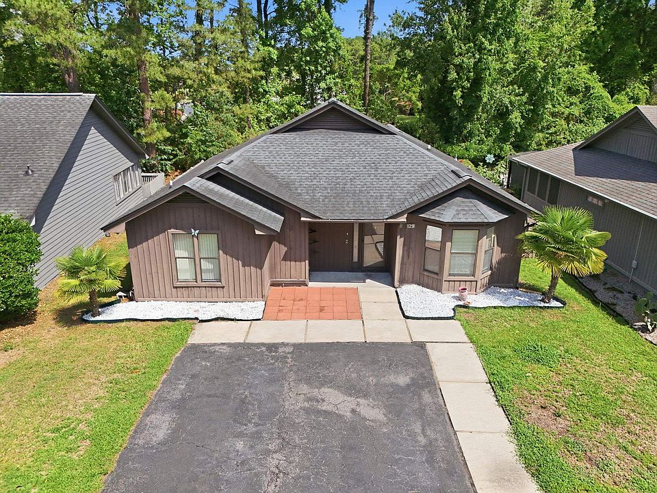 1st image of 129 Hickory Dr.