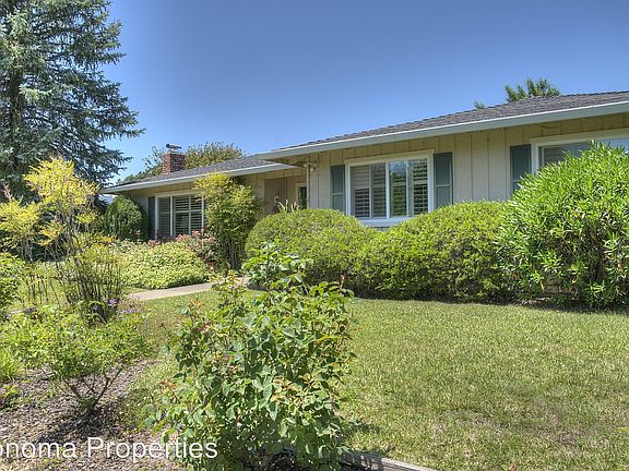 2nd image of 189 El Portola Dr