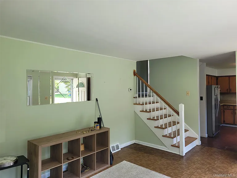 66 Phillips St — Photo 6