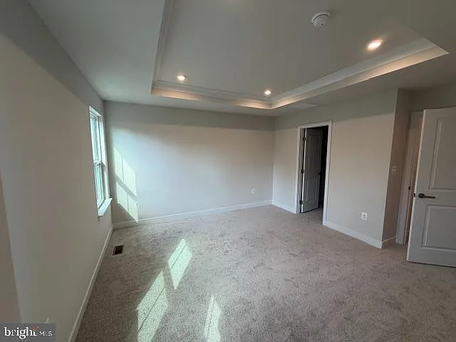 6729 Shelton Ln — Photo 11