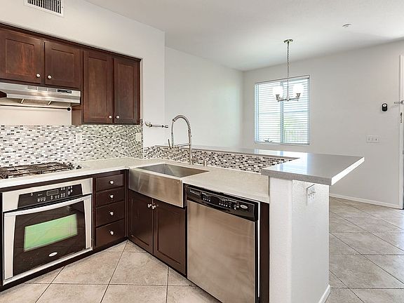 3rd image of 2155 Caminito Leonzio Unit 22