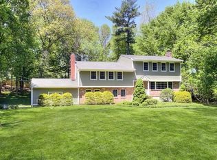 20 Joanne Cir, Westport, CT 06880