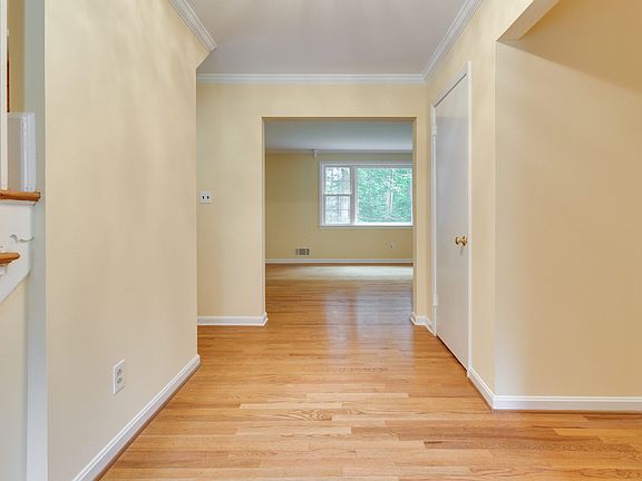 5th image of 4337 Willow Woods Dr