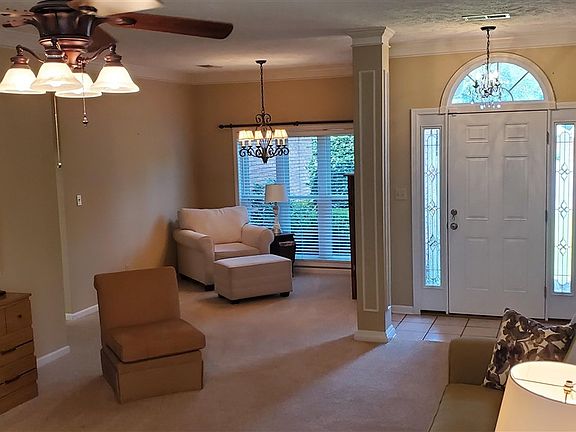 5th image of 30 Winding Creek Dr