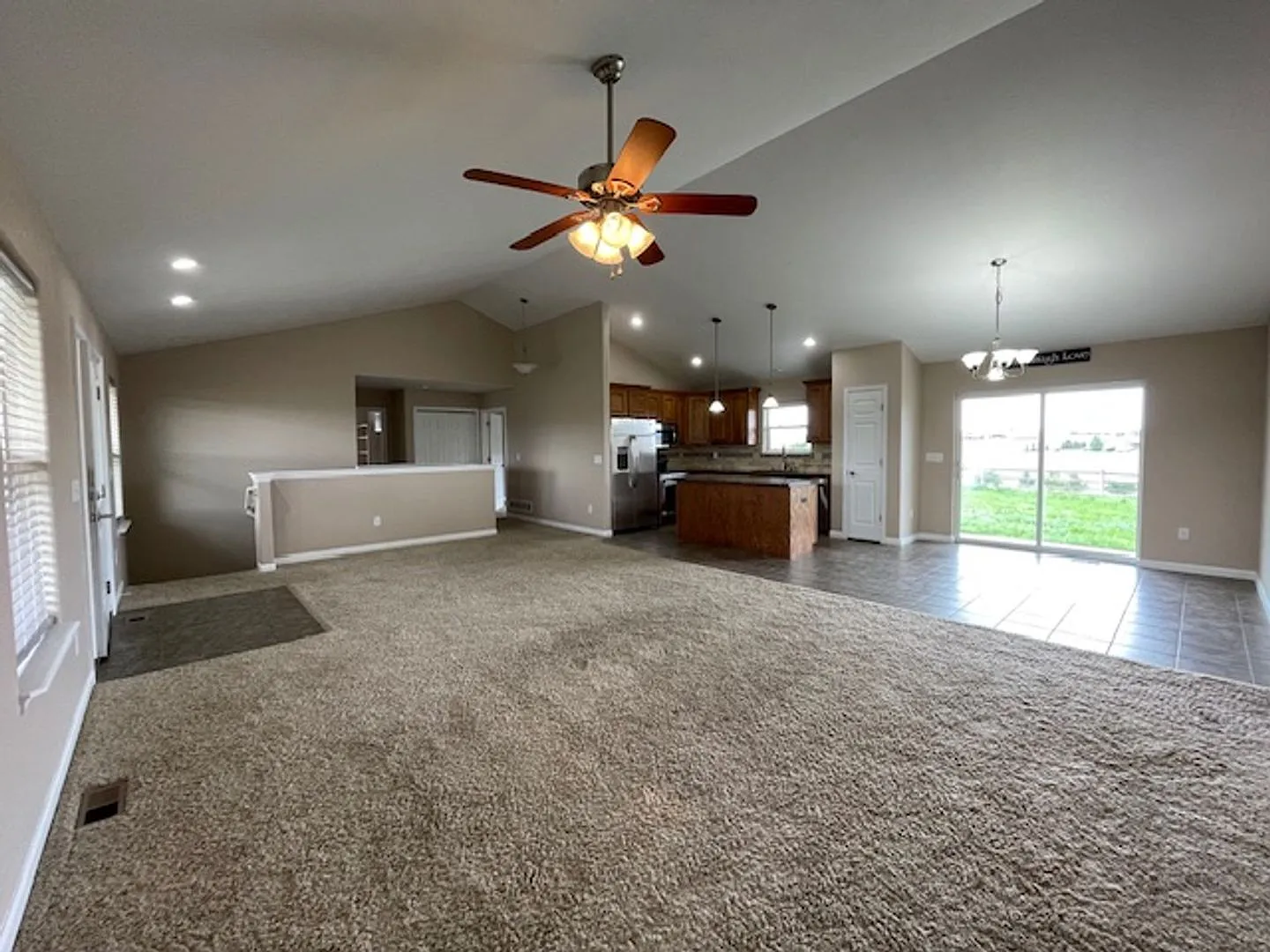 House For Lease — Photo 4